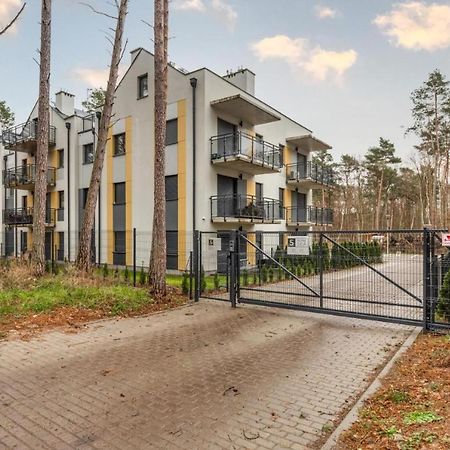 Apartament By Karol Międzywodzie Exterior foto